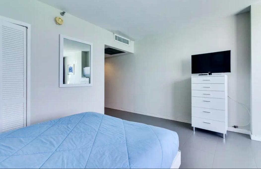 Castle 835 Oceanview Studio On Beach With Pool, Gym, Bars, And Free Parking Miami Beach Buitenkant foto