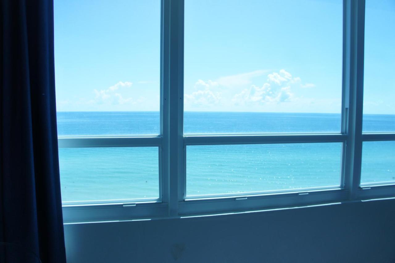 Castle 835 Oceanview Studio On Beach With Pool, Gym, Bars, And Free Parking Villa Miami Beach Buitenkant foto