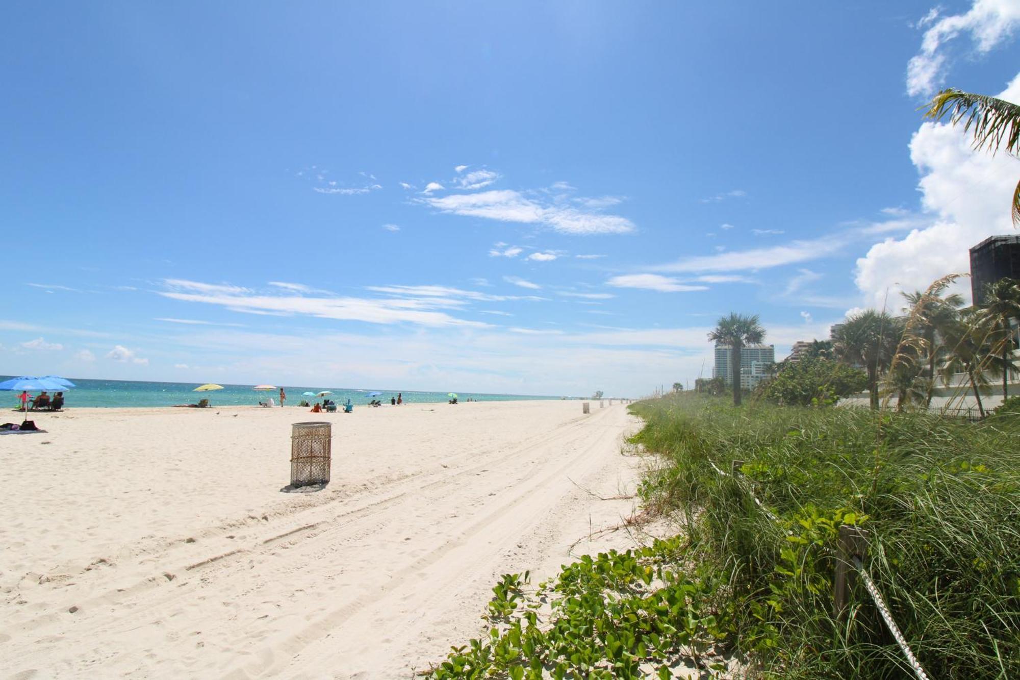 Castle 835 Oceanview Studio On Beach With Pool, Gym, Bars, And Free Parking Villa Miami Beach Buitenkant foto